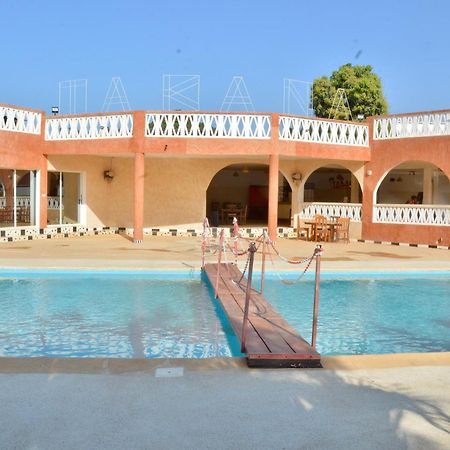 Hotel Takana Ngaparou Екстериор снимка