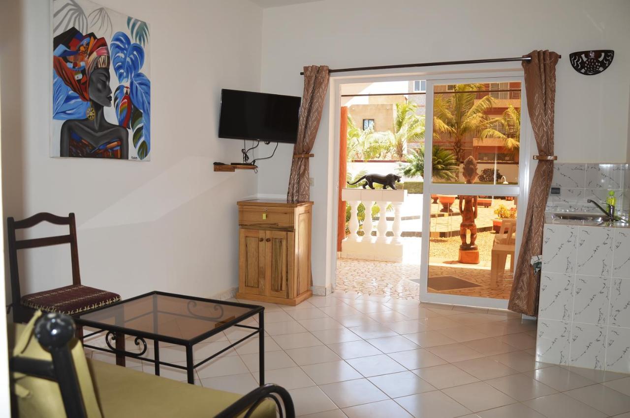 Hotel Takana Ngaparou Екстериор снимка