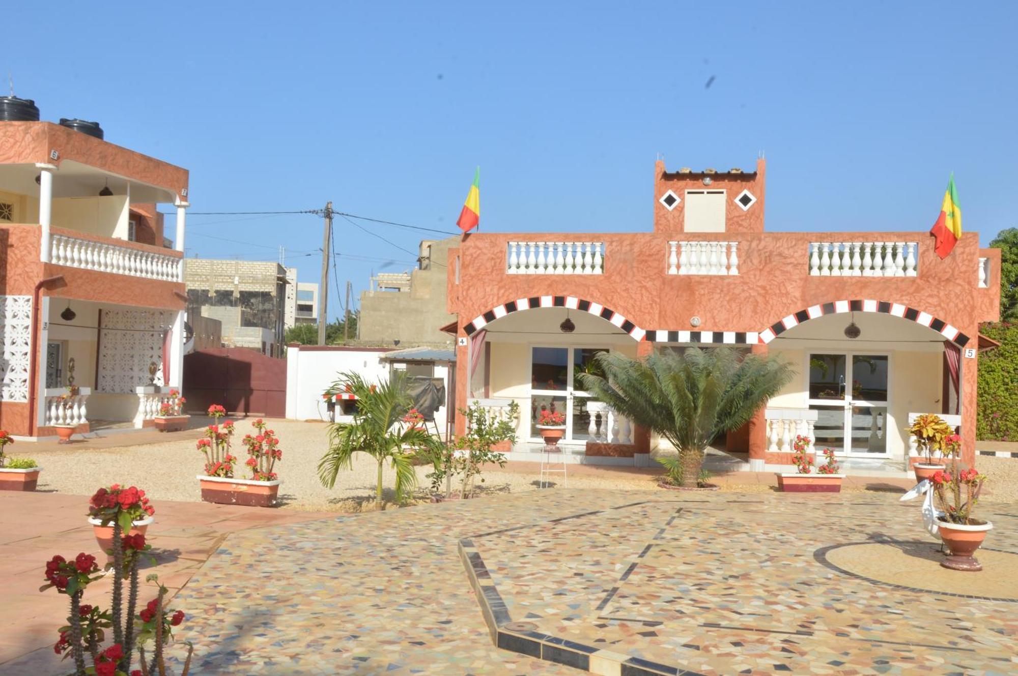 Hotel Takana Ngaparou Екстериор снимка