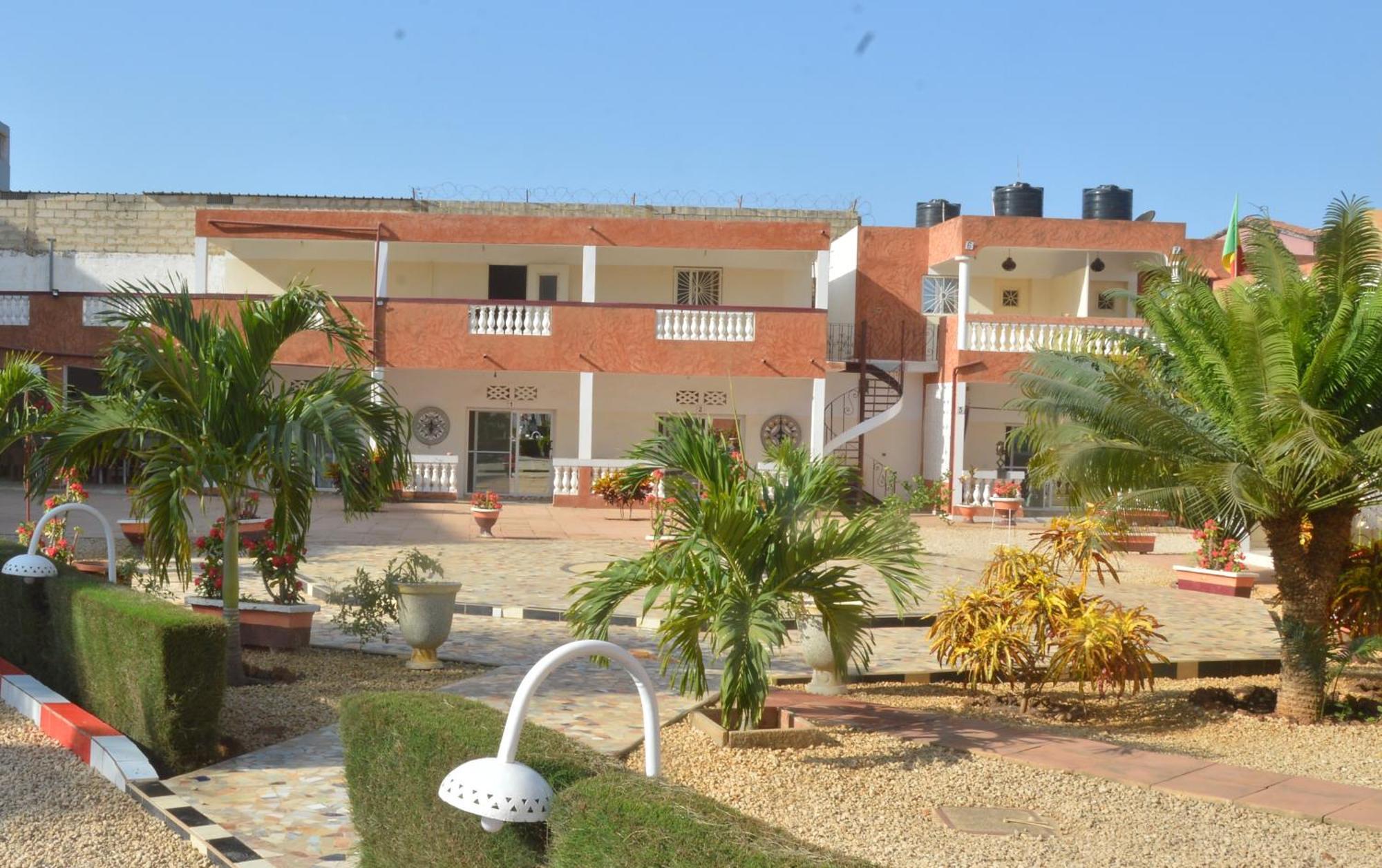 Hotel Takana Ngaparou Екстериор снимка