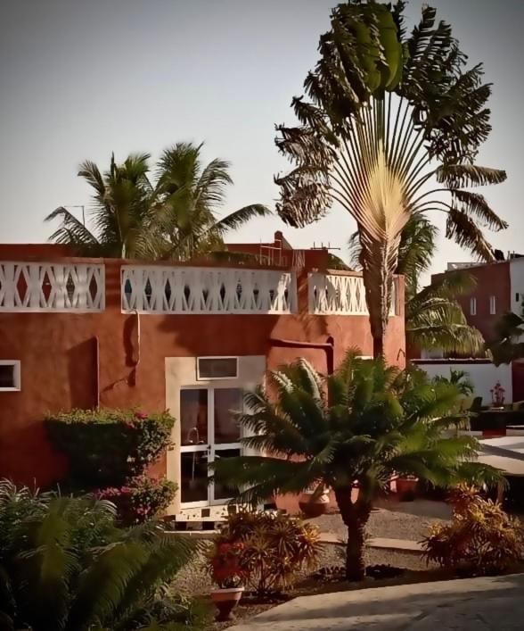 Hotel Takana Ngaparou Екстериор снимка